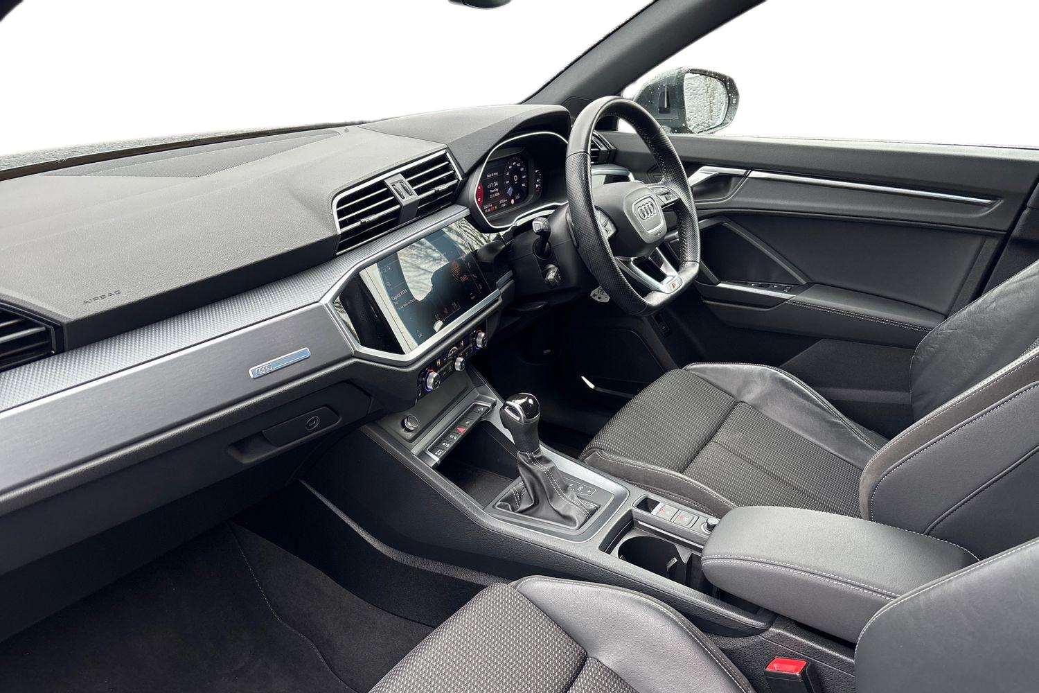 Used Audi Q3 2020 for sale - 77294326: Photo 2