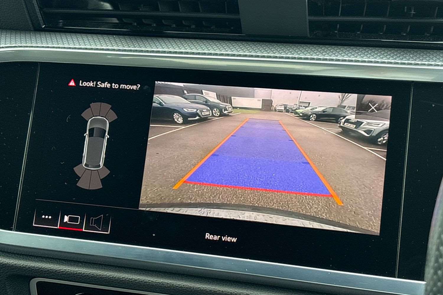 Used Audi Q3 2020 for sale - 77294326: Photo 26