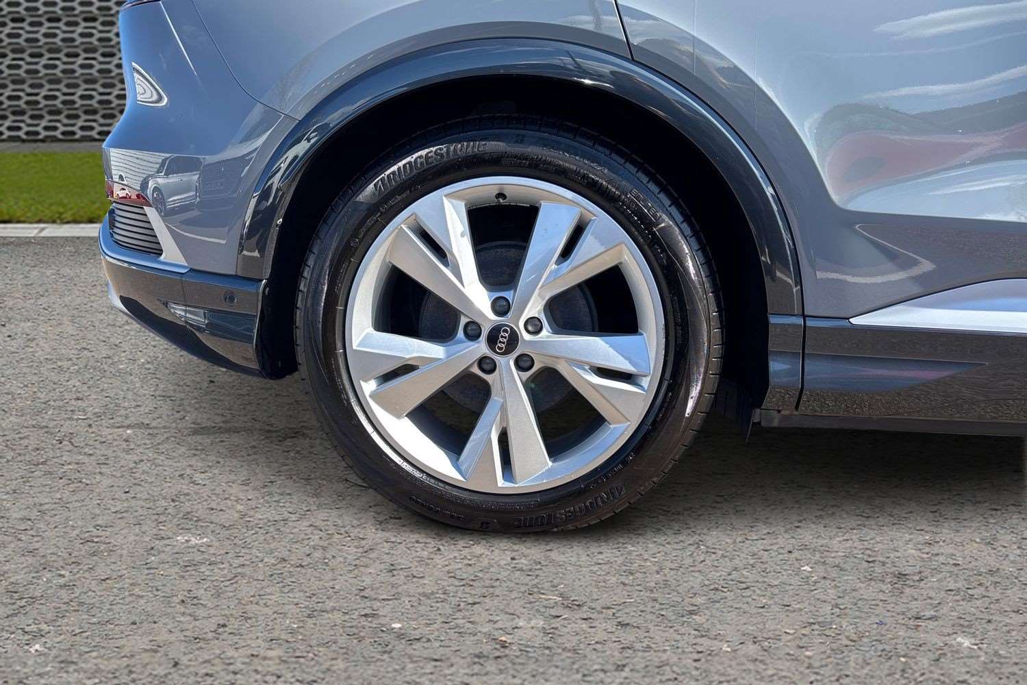 Used Audi Q4 e-tron 2023 for sale - 78037470: Photo 11