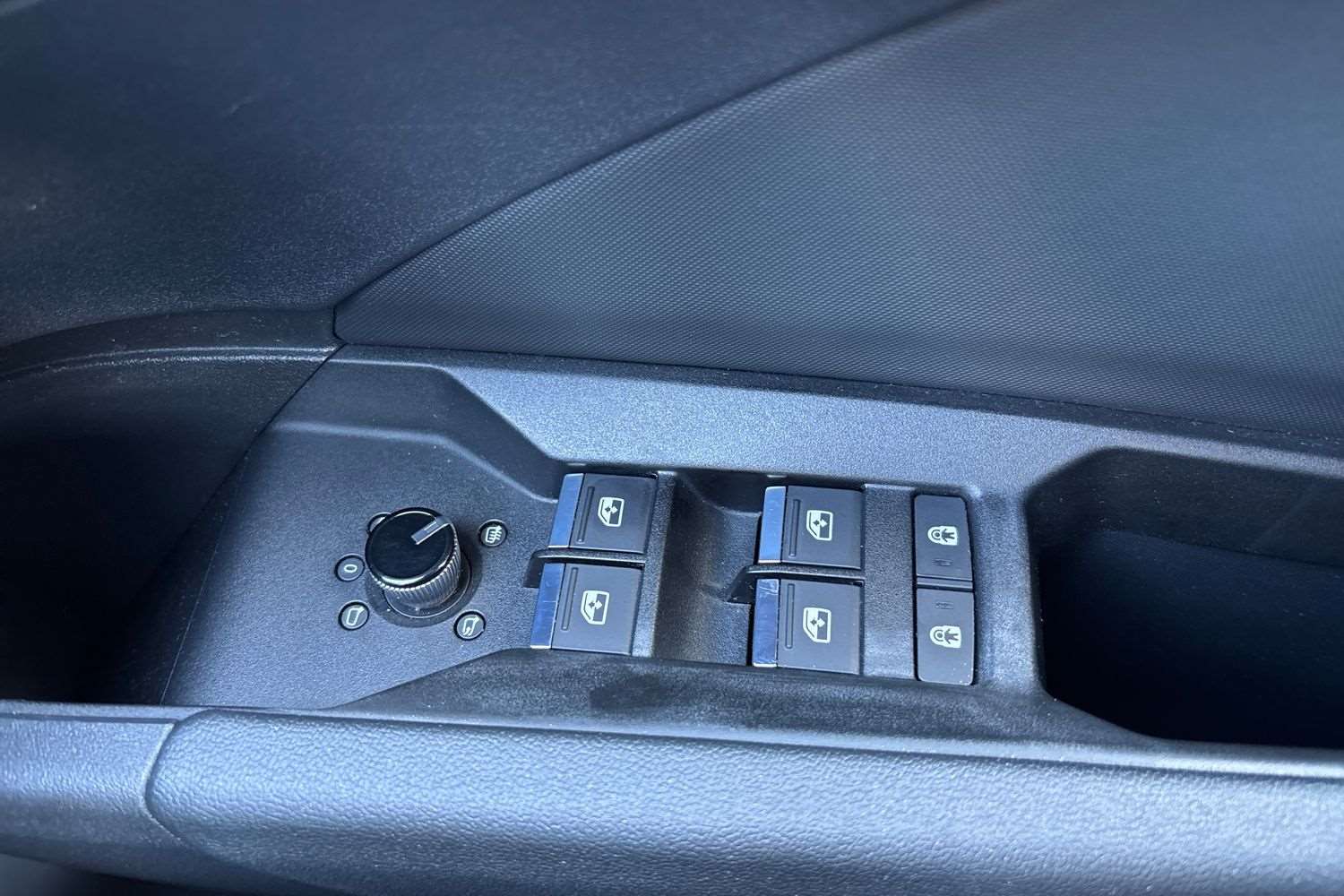 Used Audi Q4 e-tron 2023 for sale - 78037470: Photo 14