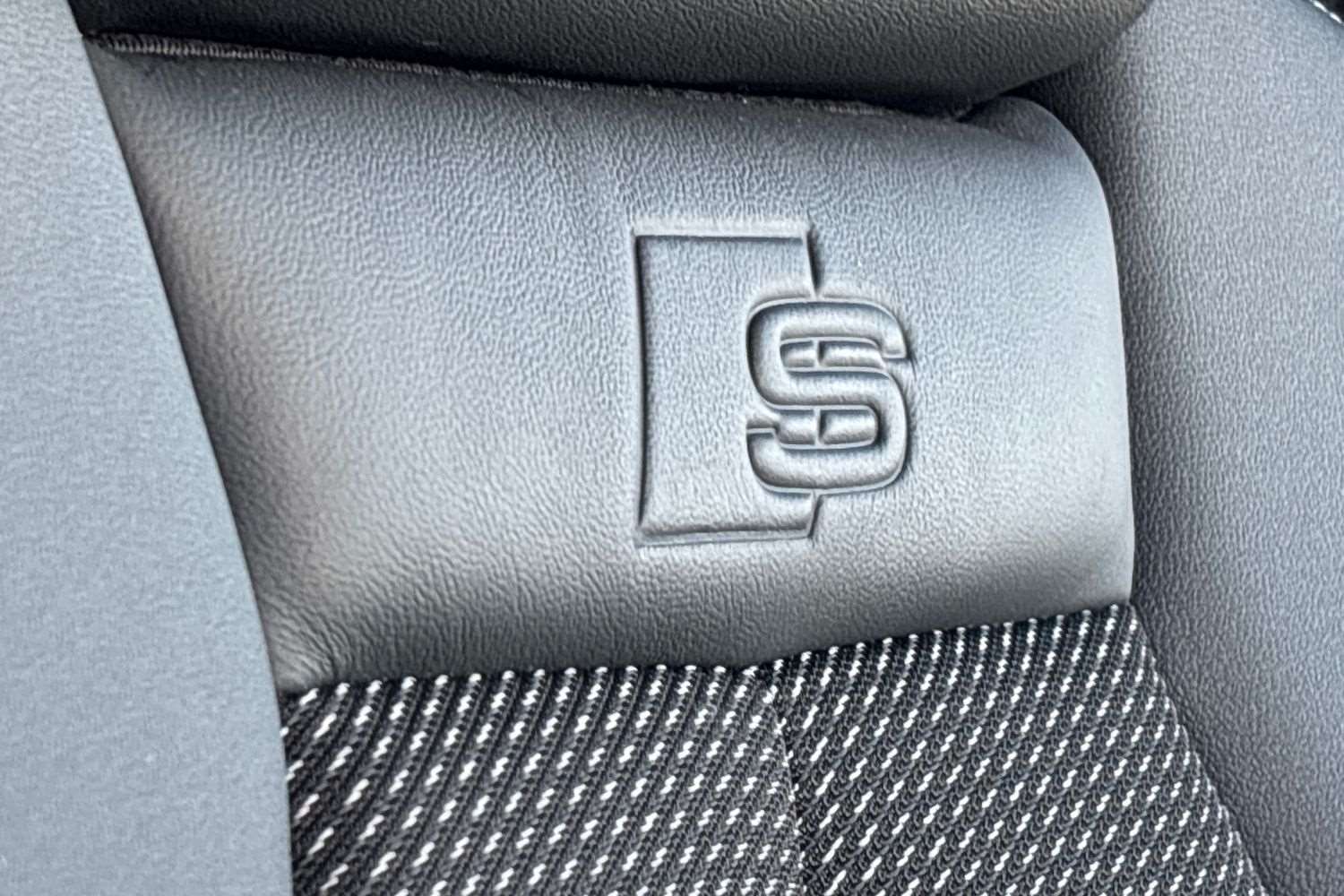 Used Audi Q4 e-tron 2023 for sale - 78037470: Photo 34