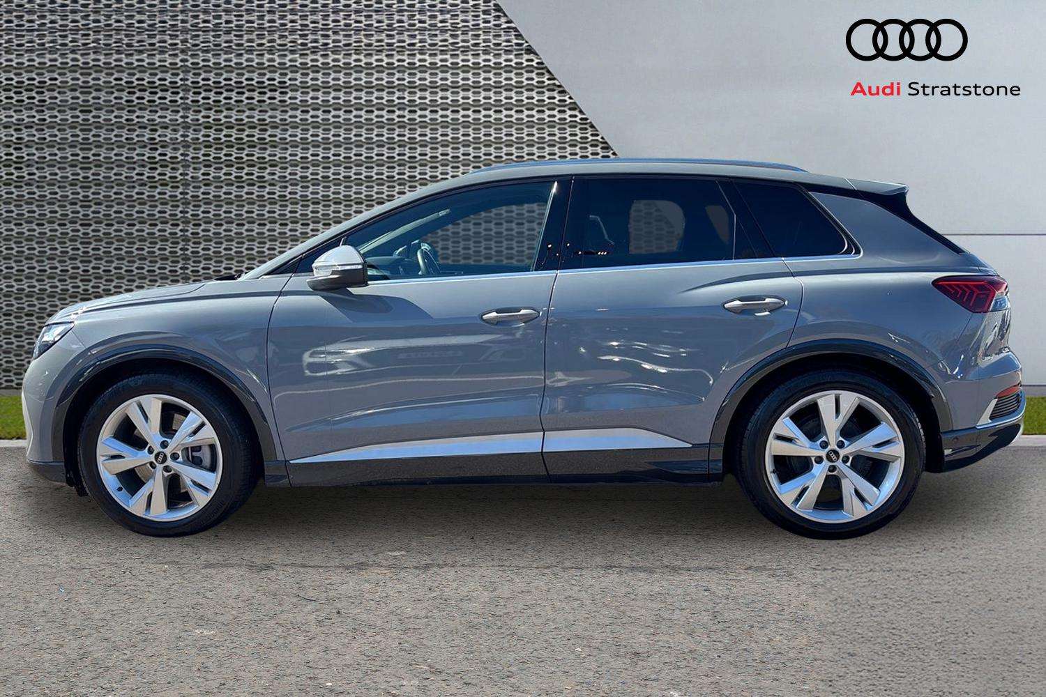 Used Audi Q4 e-tron 2023 for sale - 78037470: Photo 8