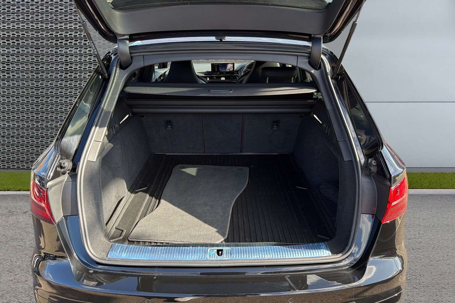 Used Audi A4 2024 for sale - 78118915: Photo 13