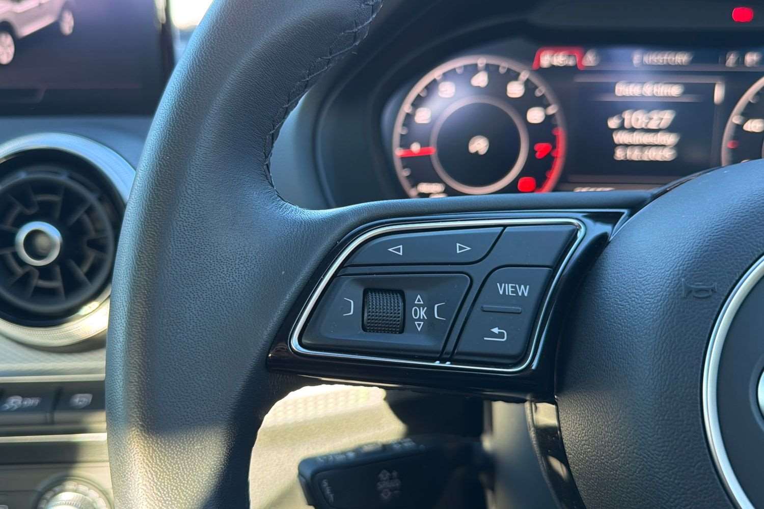 Used Audi Q2 2023 for sale - 76804736: Photo 16