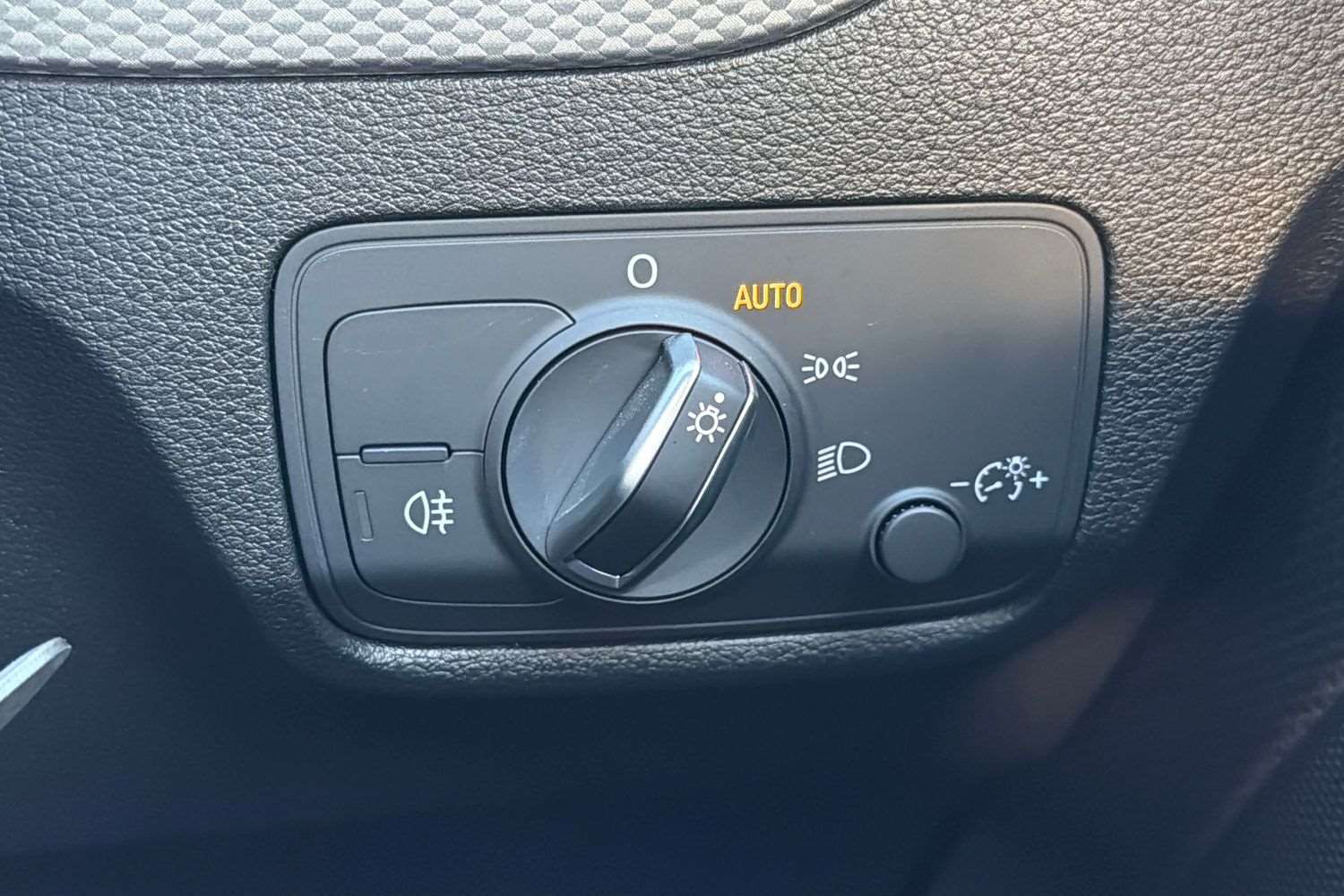 Used Audi Q2 2023 for sale - 76804736: Photo 34