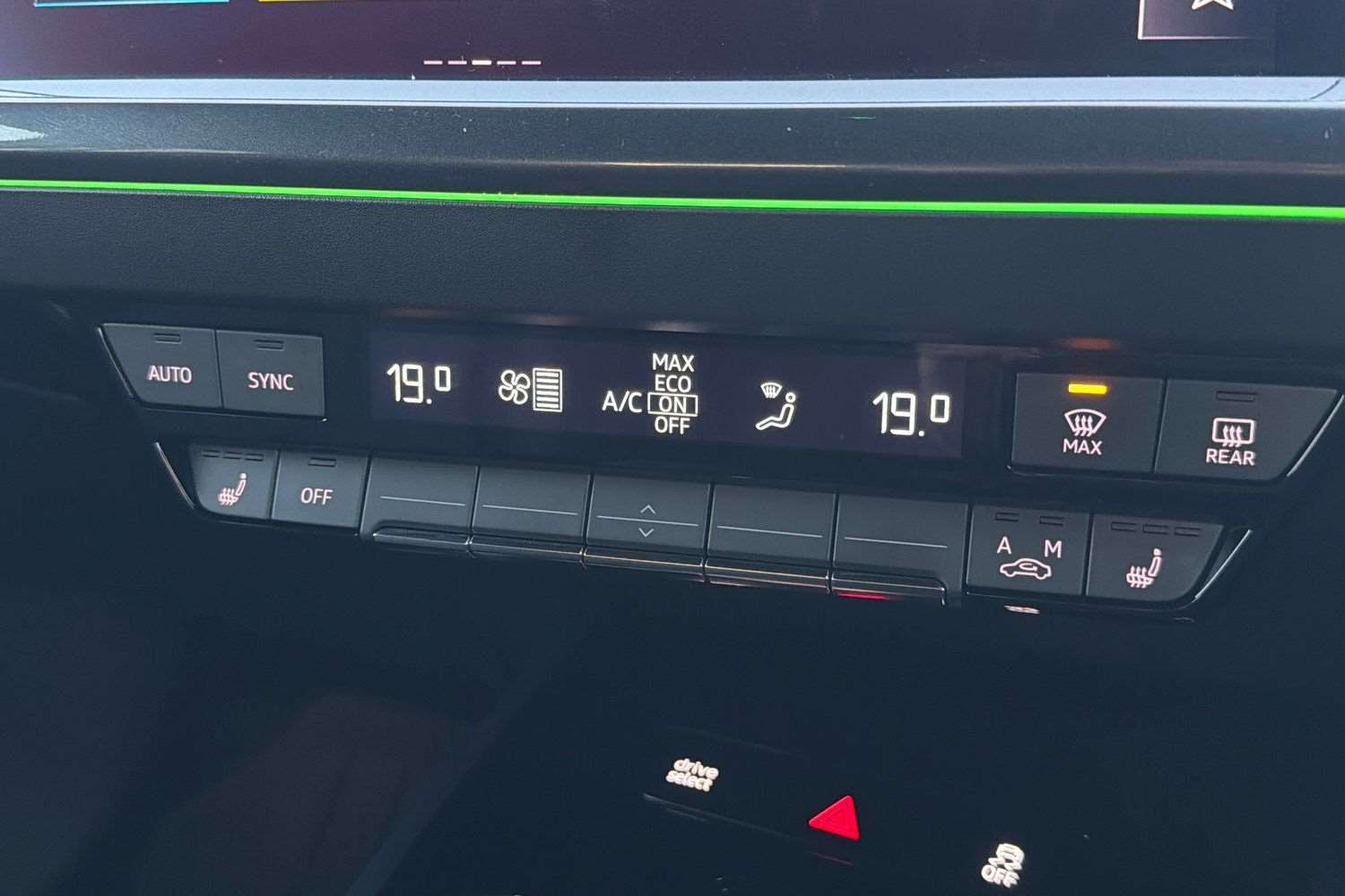 Used Audi Q4 e-tron 2025 for sale - 77093286: Photo 28