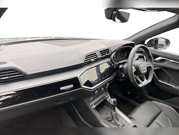 Used Audi Q3 2025 for sale - 78247887: Photo