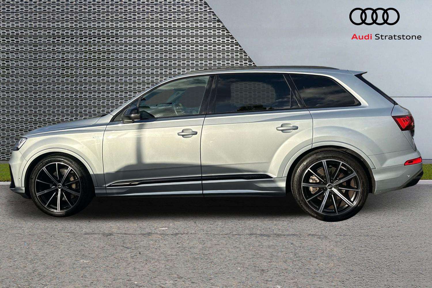 Used Audi Q7 2022 for sale - 75993773: Photo 8