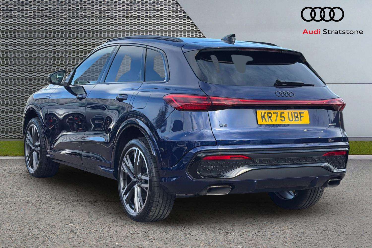 Used Audi Q5 2025 for sale - 77842329: Photo 3