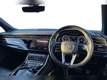 Used Audi Q7 2021 for sale - 77232905: Photo