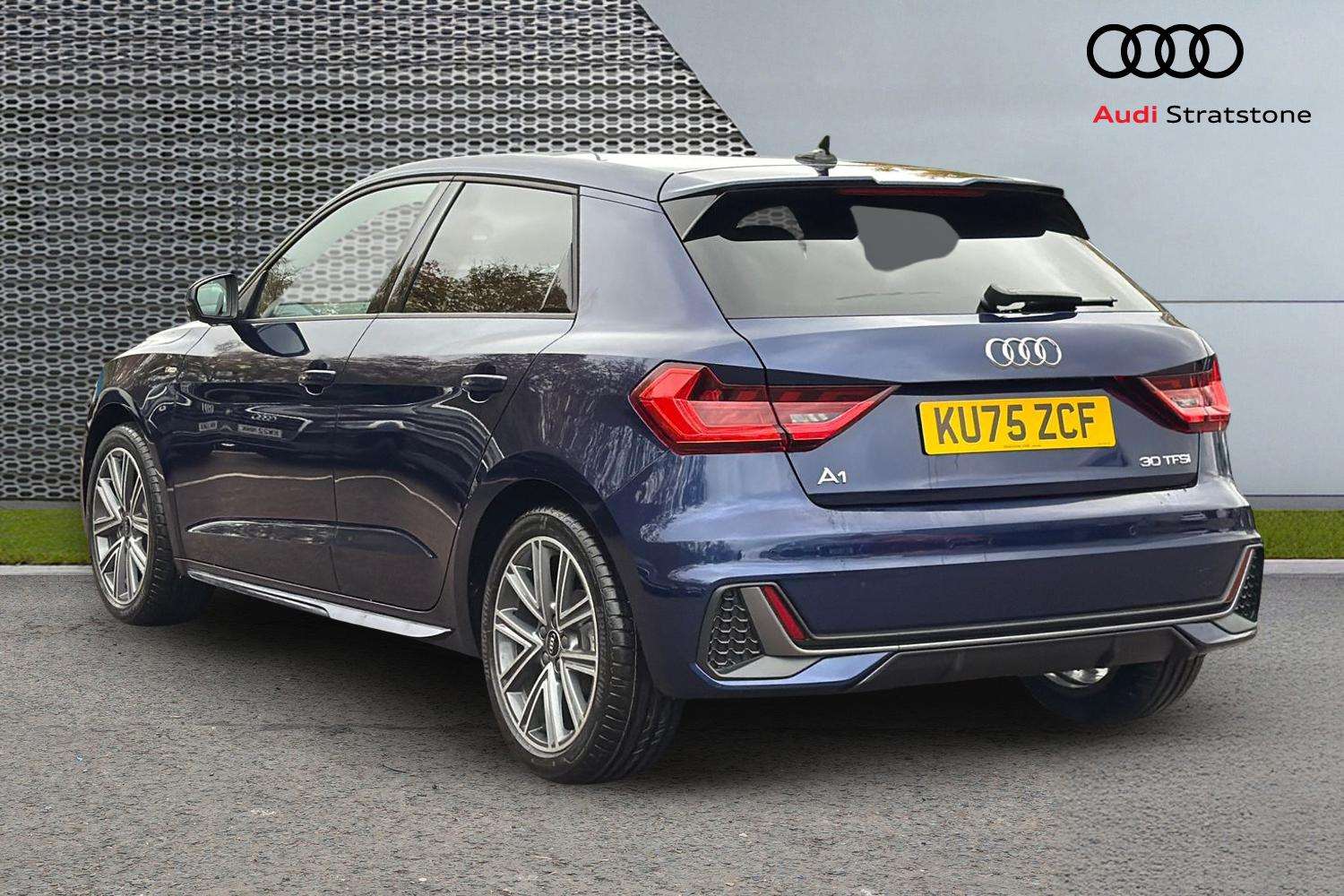 Used Audi A1 for sale - 77219699: Photo 3
