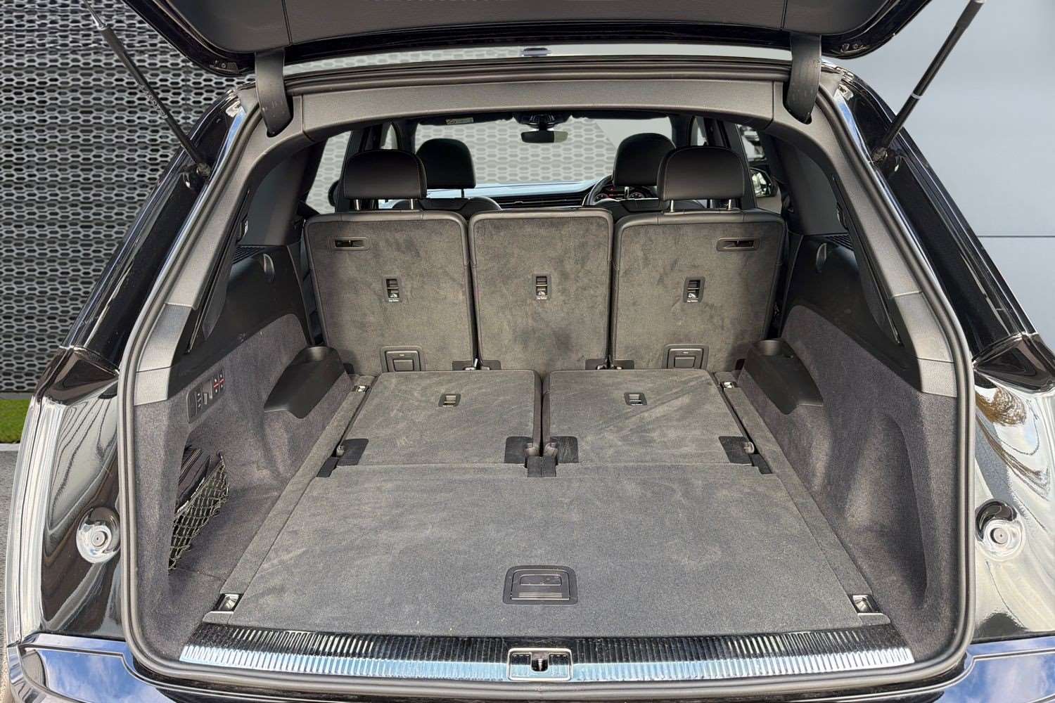 Used Audi Q7 2025 for sale - 76401249: Photo 13