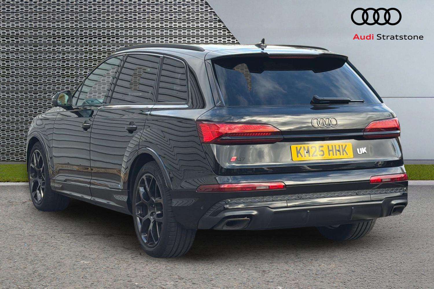 Used Audi Q7 2025 for sale - 76401249: Photo 3
