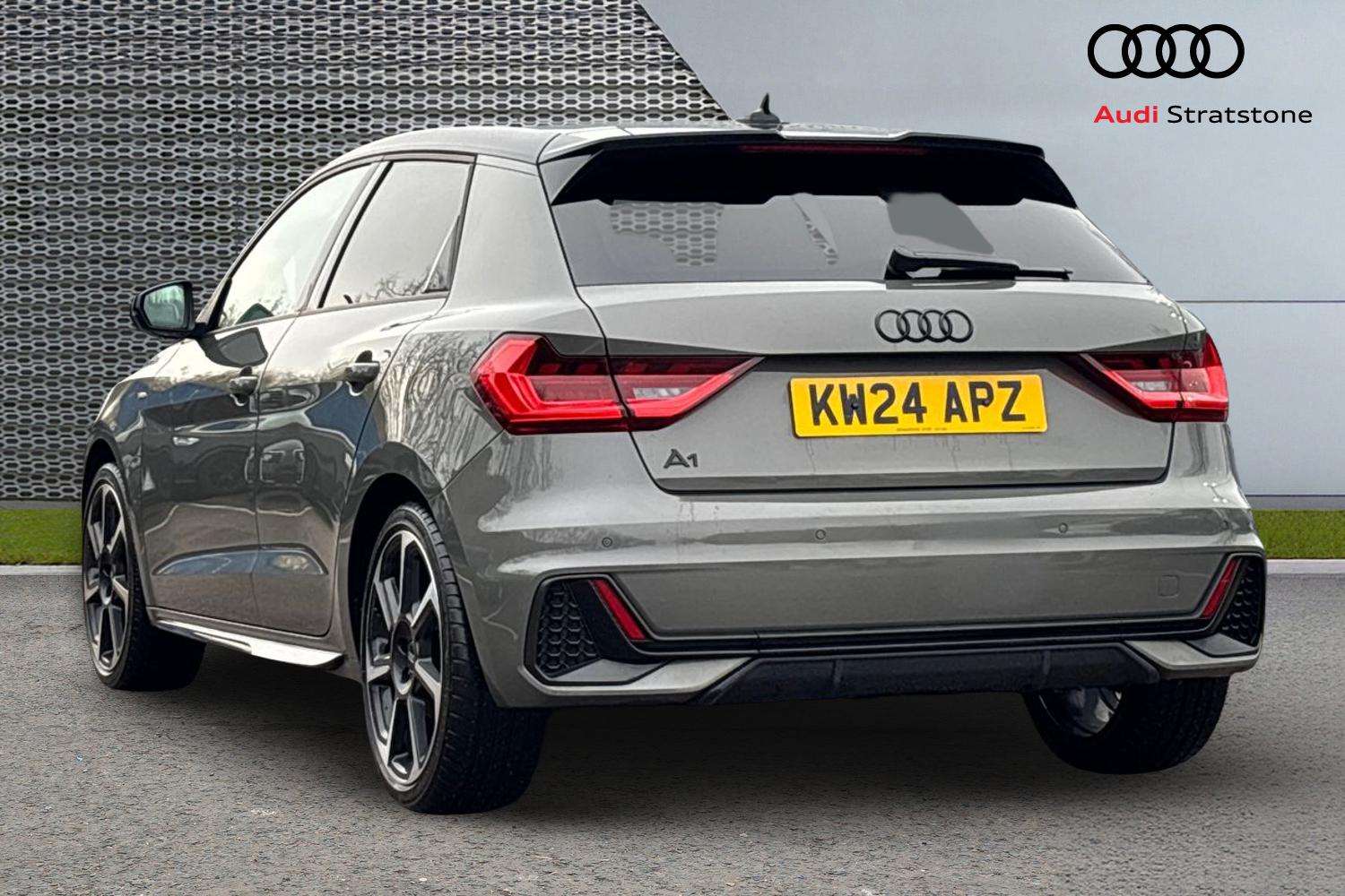 Used Audi A1 2024 for sale - 77044197: Photo 3