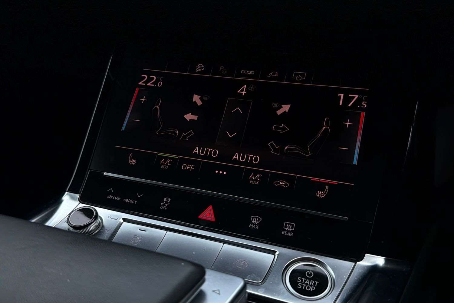 Used Audi Q8 2023 for sale - 77480682: Photo 28