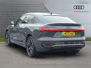 Used Audi Q8 2023 for sale - 77480682: Photo