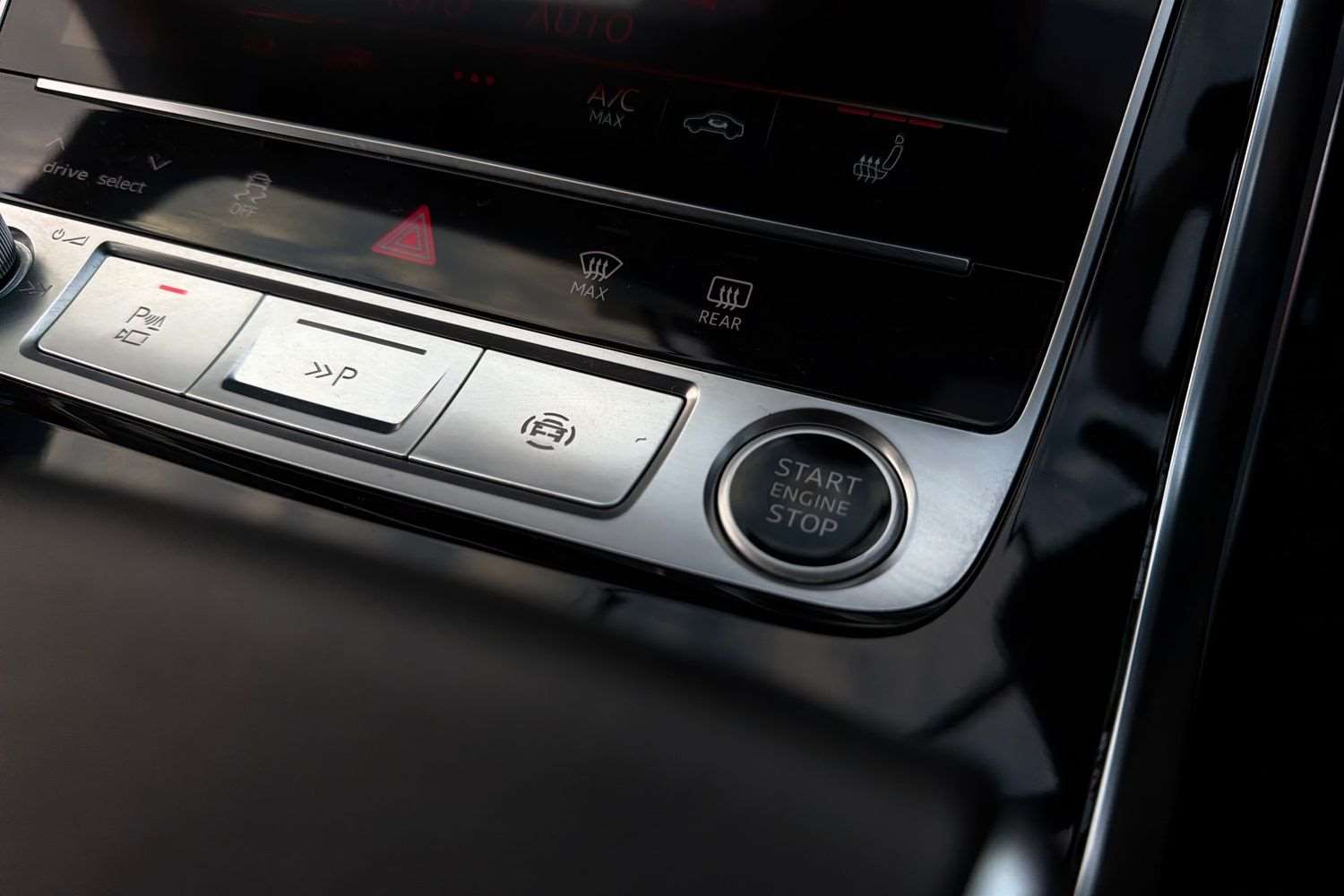 Used Audi Q8 for sale - 76475795: Photo 29