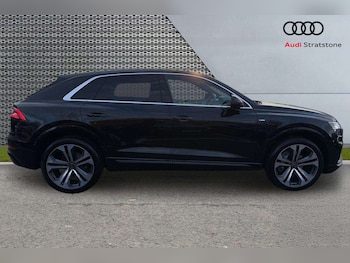 Used Audi Q8 2024 for sale - 76475795: Photo
