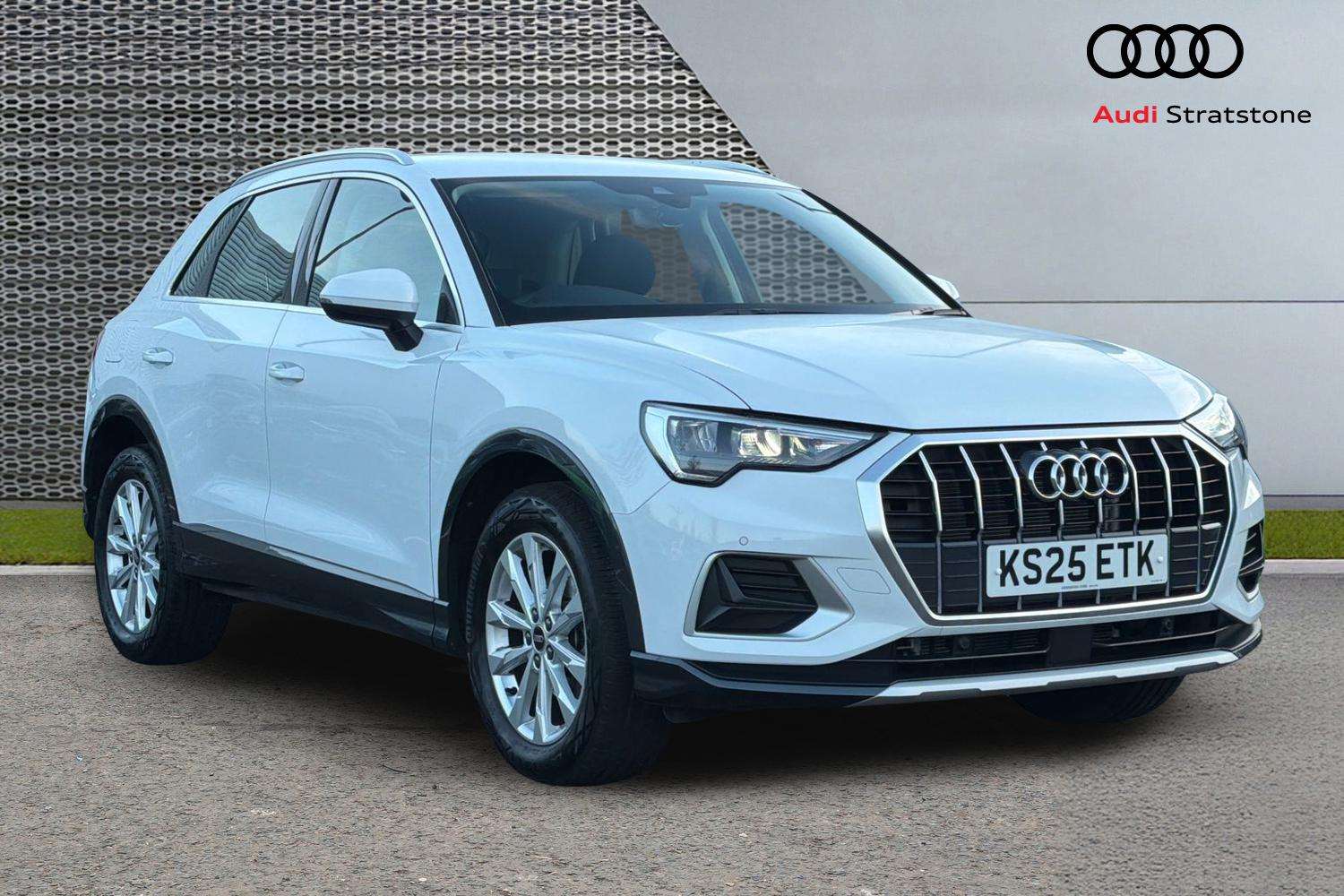 Used Audi Q3 2025 for sale - 77373718: Photo 1