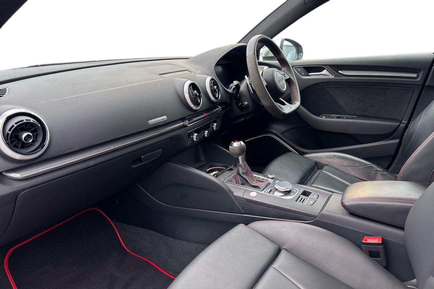 Used Audi RS3 2019 for sale - 77068656: Photo 2