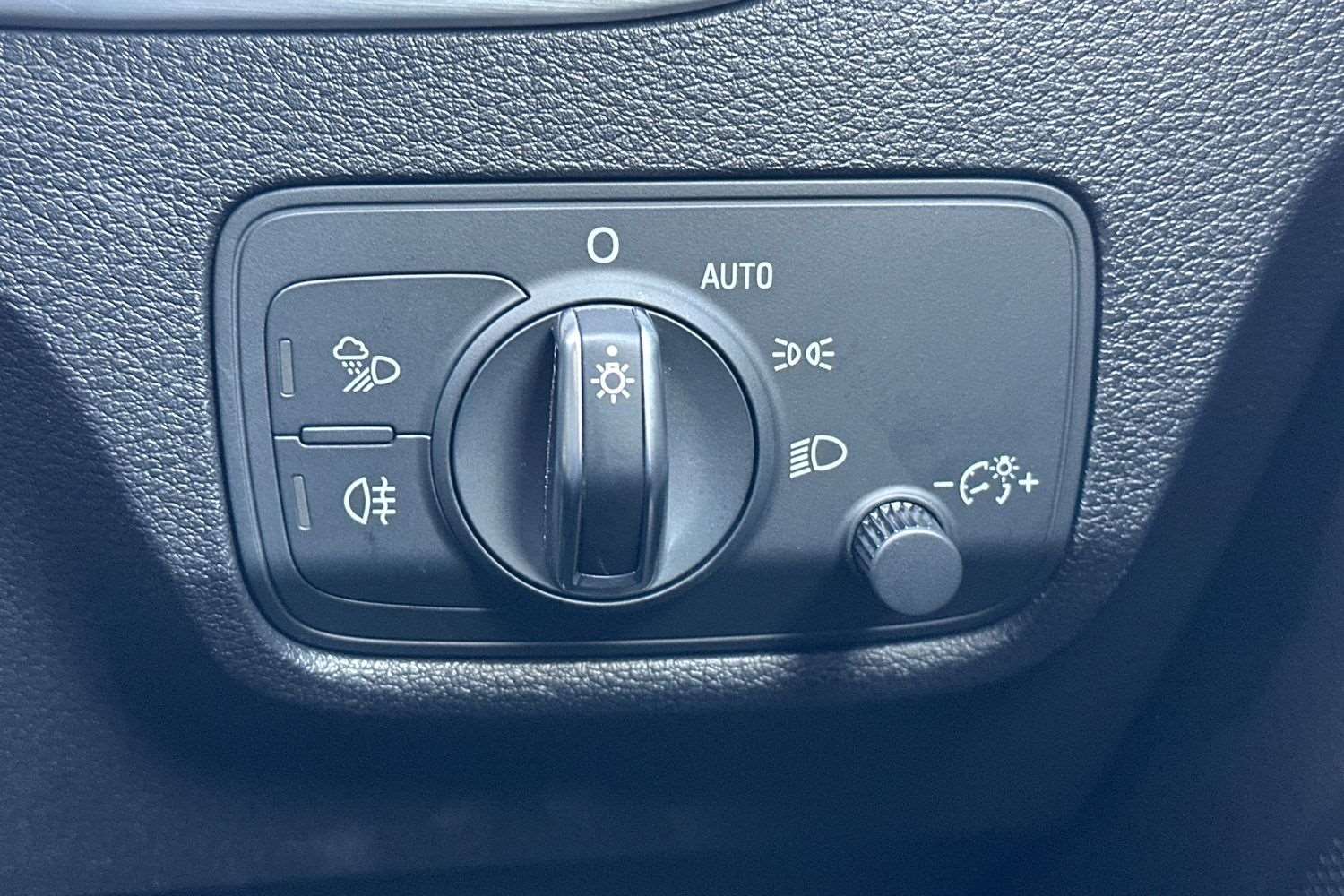 Used Audi Q2 2020 for sale - 76553123: Photo 34