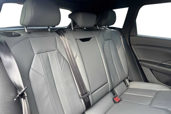 Used Audi Q6 e-tron 2025 for sale - 74716980: Photo 10