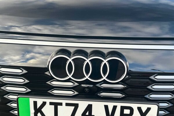 Used Audi Q6 e-tron 2025 for sale - 74716980: Photo 24