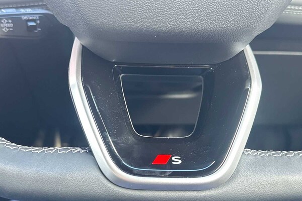Used Audi Q6 e-tron 2025 for sale - 74716980: Photo 31