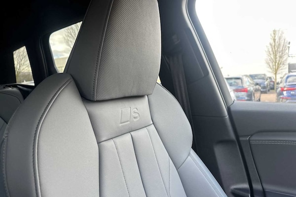 Used Audi Q6 e-tron 2025 for sale - 74716980: Photo 34