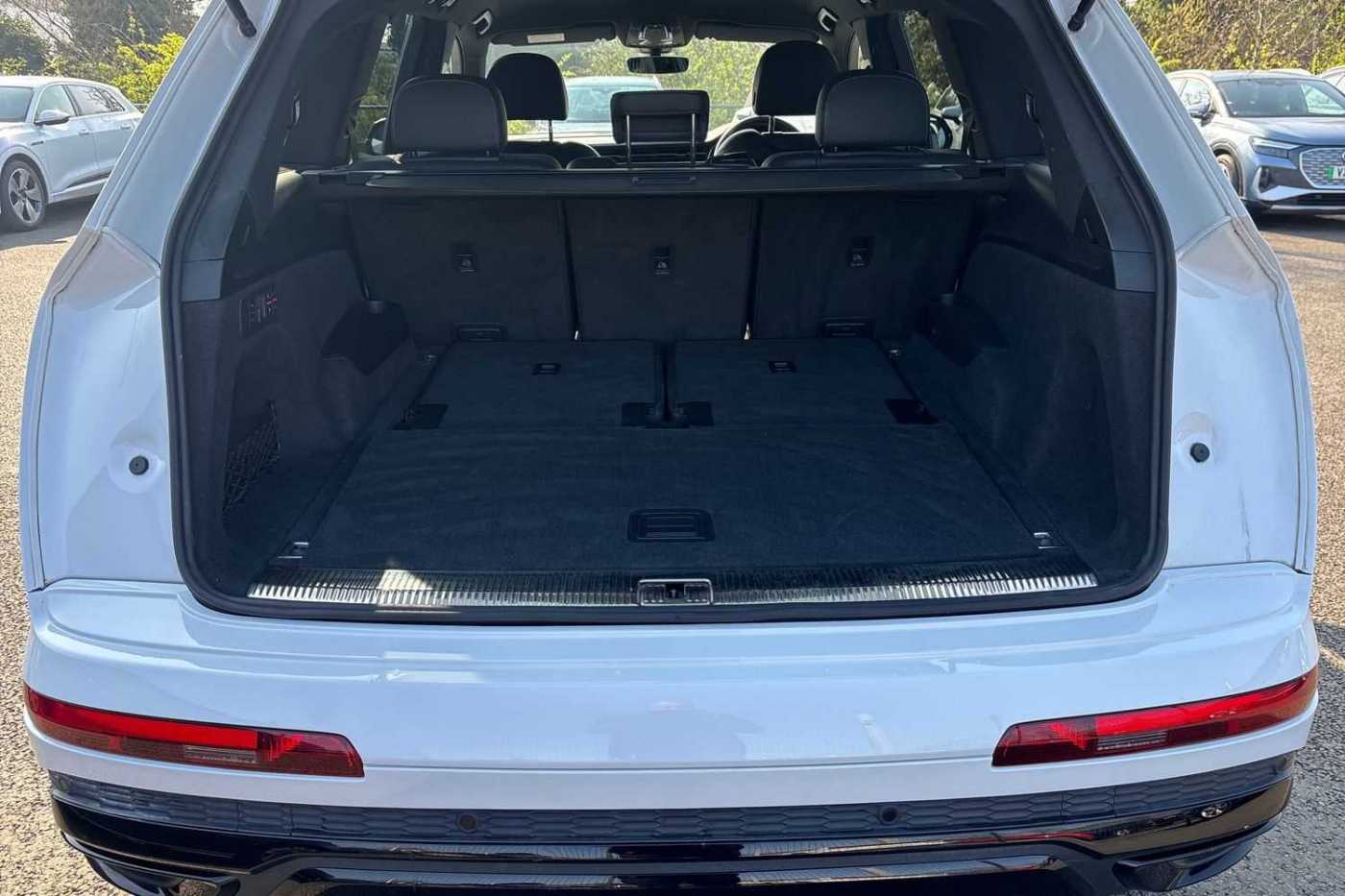 Used Audi Q7 2022 for sale - 76339686: Photo 11
