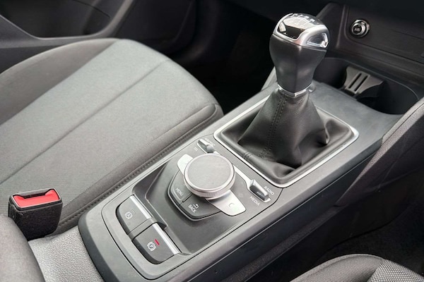 Used Audi Q2 2022 for sale - 76242537: Photo 32