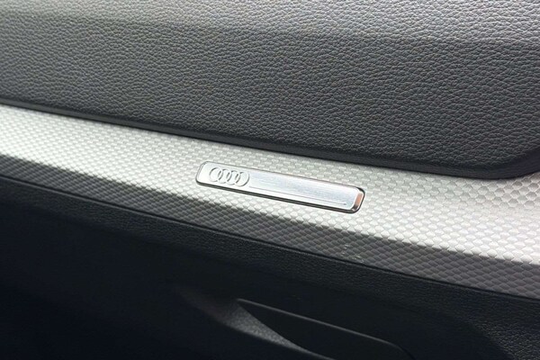 Used Audi Q2 2022 for sale - 76242537: Photo 35