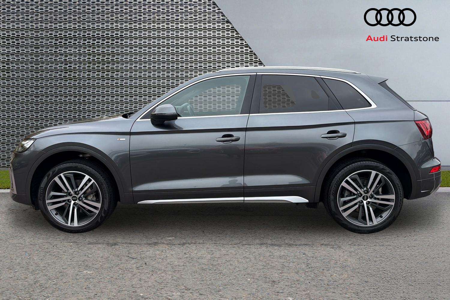 Used Audi Q5 2023 for sale - 76242400: Photo 8