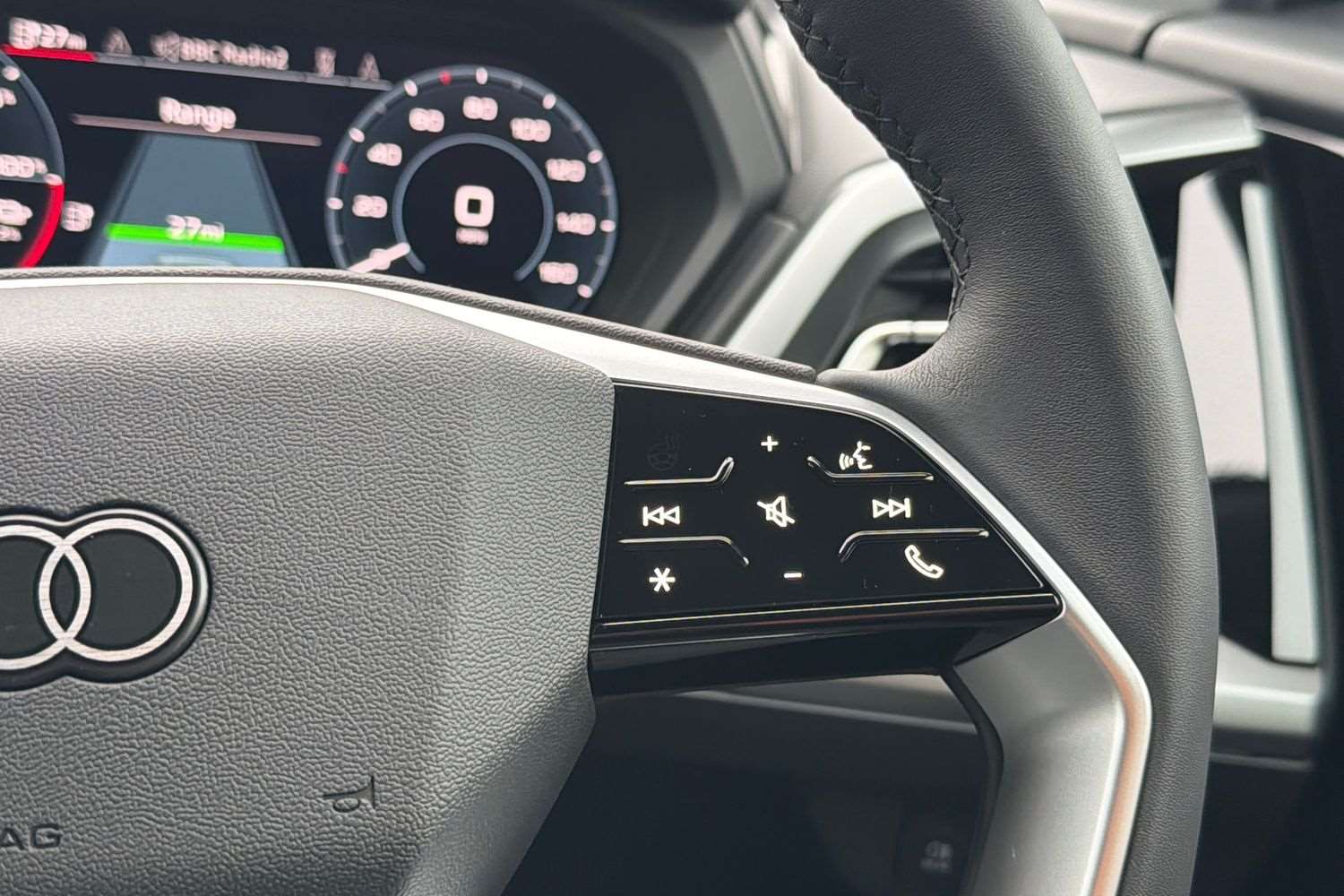 Used Audi Q4 e-tron 2025 for sale - 77308302: Photo 17