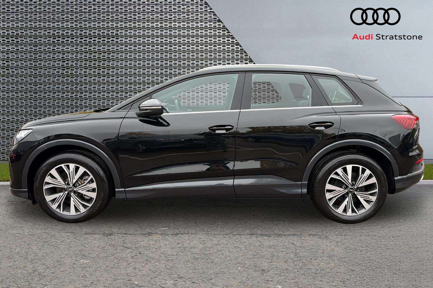 Used Audi Q4 e-tron 2025 for sale - 77308302: Photo 8