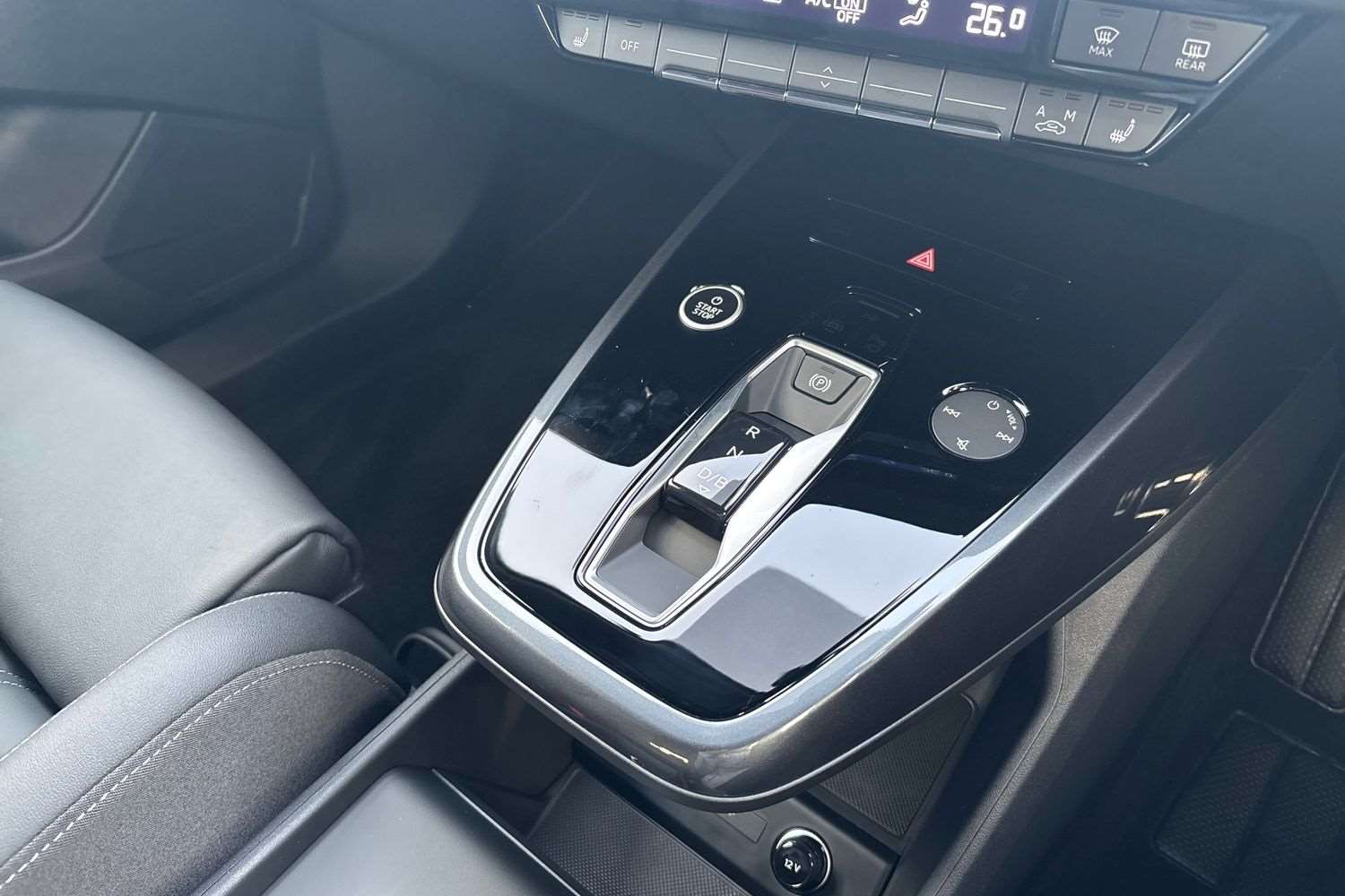 Used Audi Q4 e-tron 2025 for sale - 77772362: Photo 15