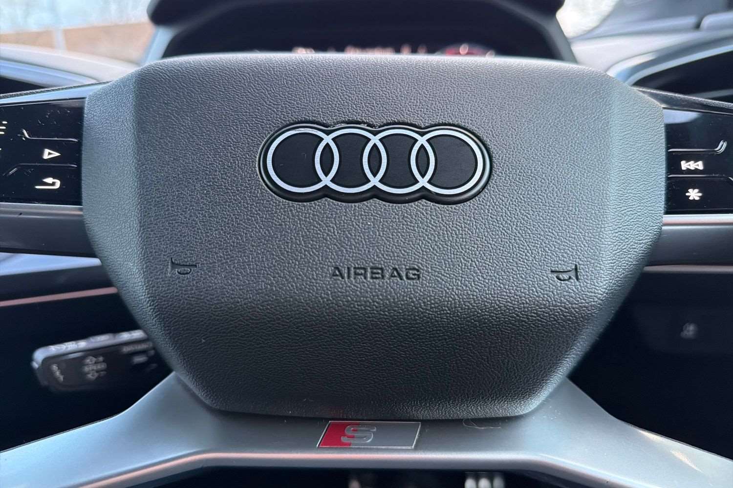 Used Audi Q4 e-tron 2021 for sale - 77135024: Photo 32