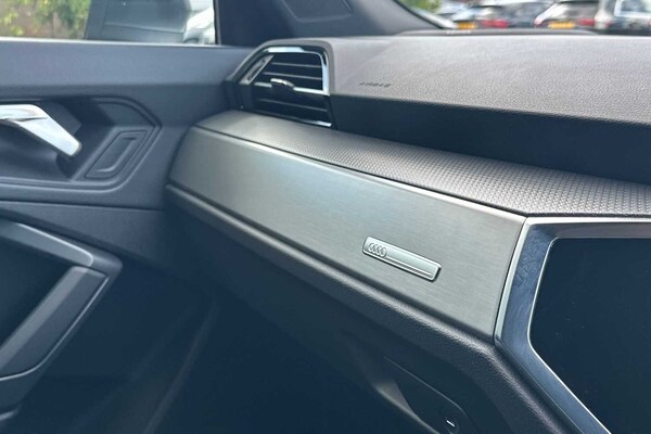 Used Audi Q3 2024 for sale - 75733288: Photo 35