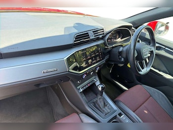 Used Audi Q3 2023 for sale - 79096182: Photo
