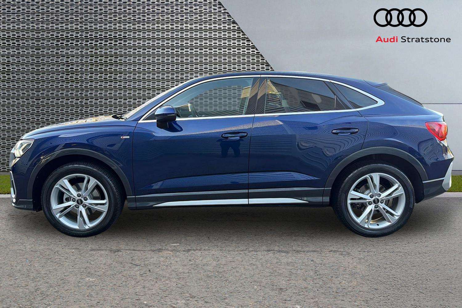 Used Audi Q3 2025 for sale - 77135039: Photo 8