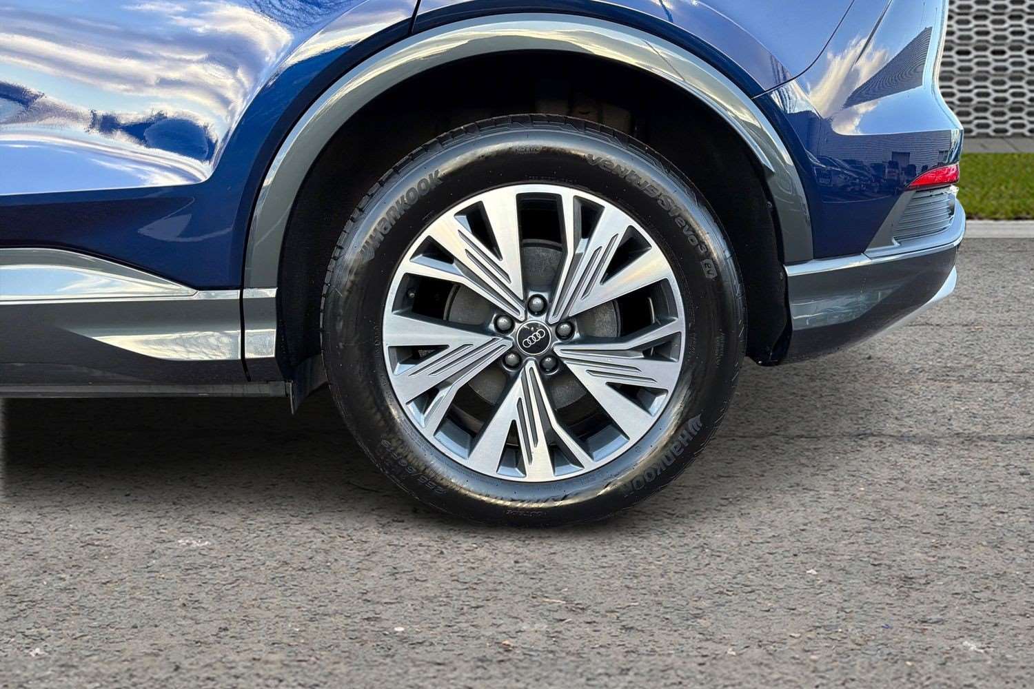 Used Audi Q4 e-tron 2025 for sale - 77472518: Photo 10