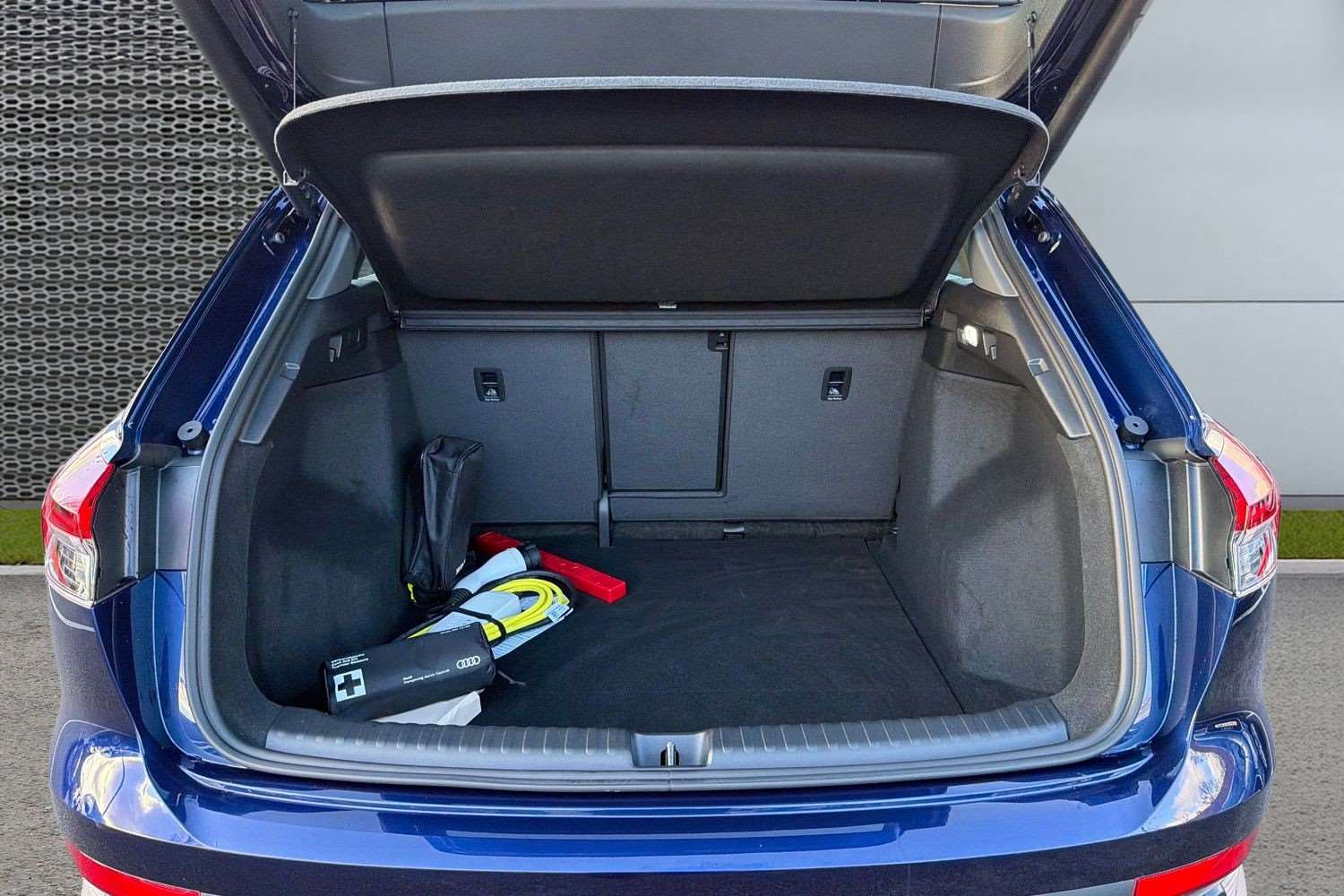 Used Audi Q4 e-tron 2025 for sale - 77472518: Photo 13