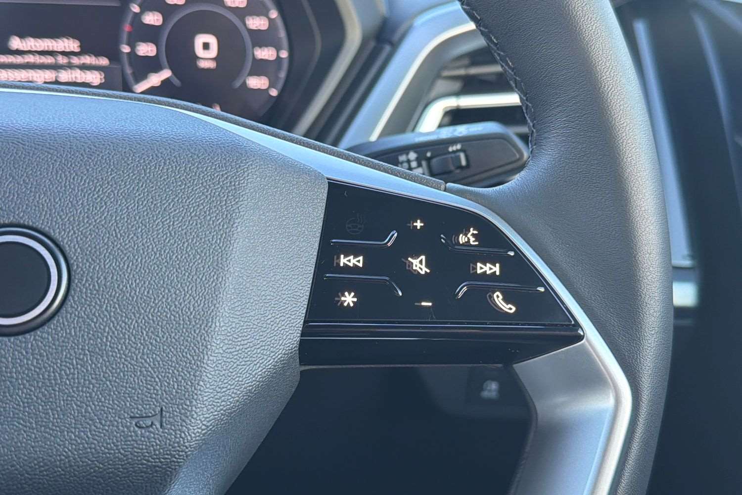 Used Audi Q4 e-tron 2025 for sale - 77472518: Photo 17