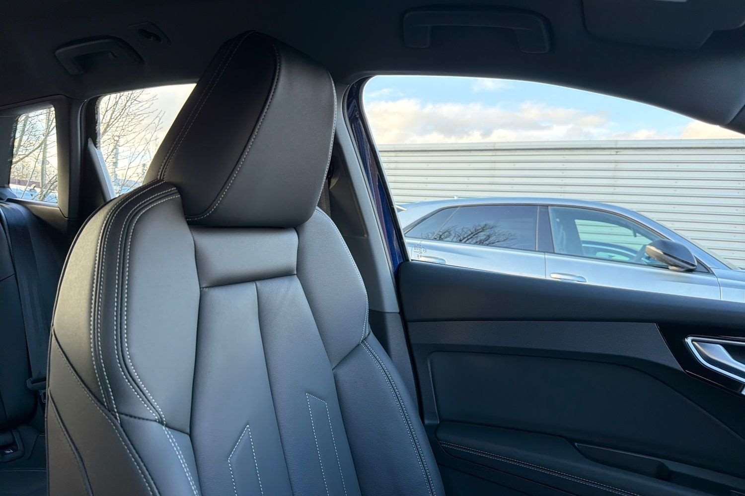 Used Audi Q4 e-tron 2025 for sale - 77472518: Photo 34