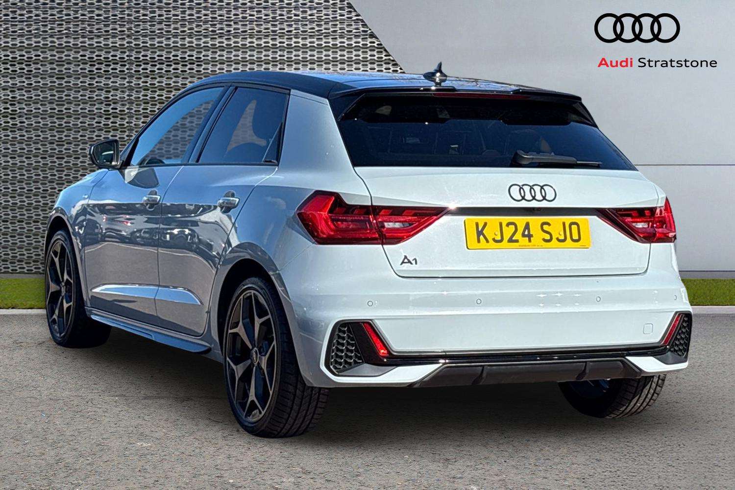 Used Audi A1 2024 for sale - 78037533: Photo 3