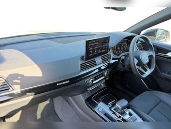 Used Audi Q5 2024 for sale - 76075494: Photo