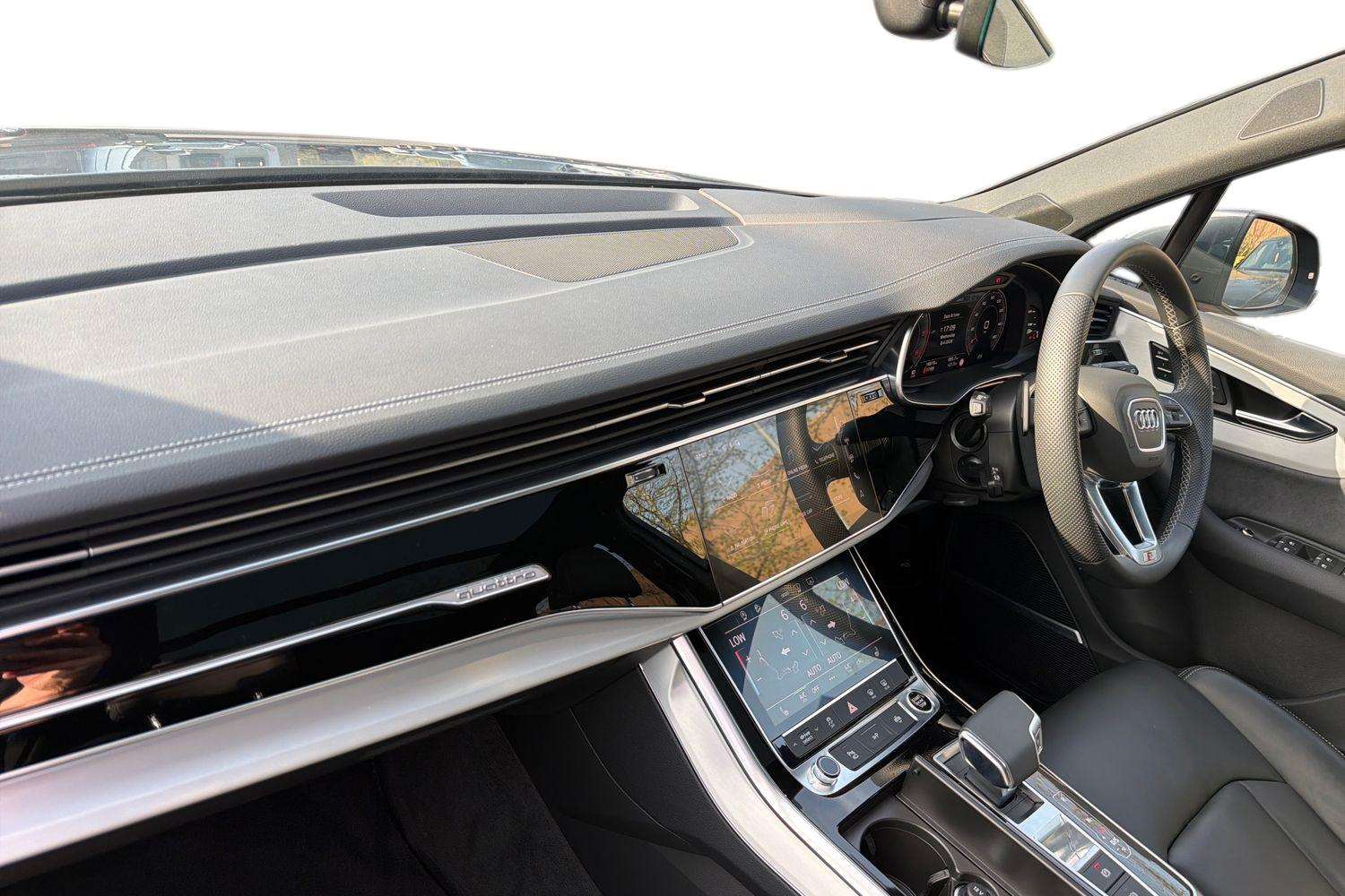 Used Audi Q7 2025 for sale - 78173921: Photo 2