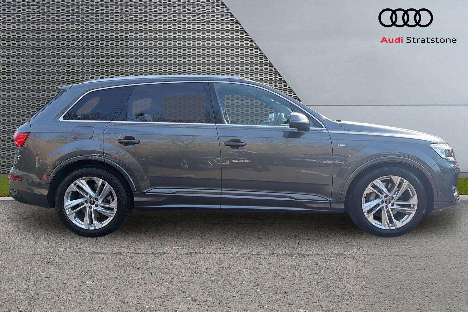 Used Audi Q7 2025 for sale - 78173921: Photo 4
