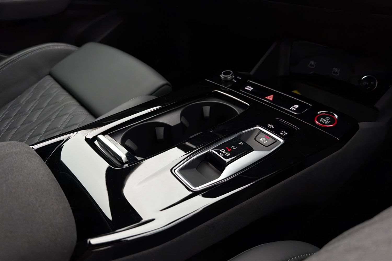 Used Audi Q6 e-tron 2024 for sale - 76339660: Photo 15