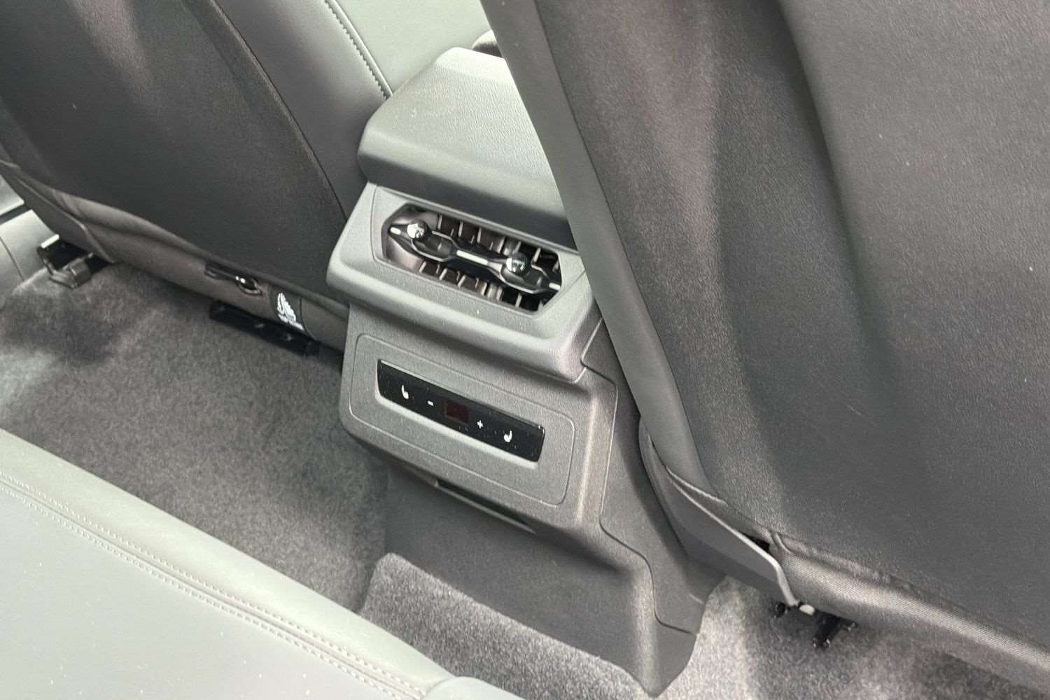 Used Audi Q6 e-tron 2024 for sale - 76339660: Photo 23